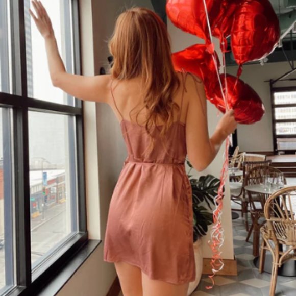 I'm The Catch Dress in Rose - Picture 2 of 3